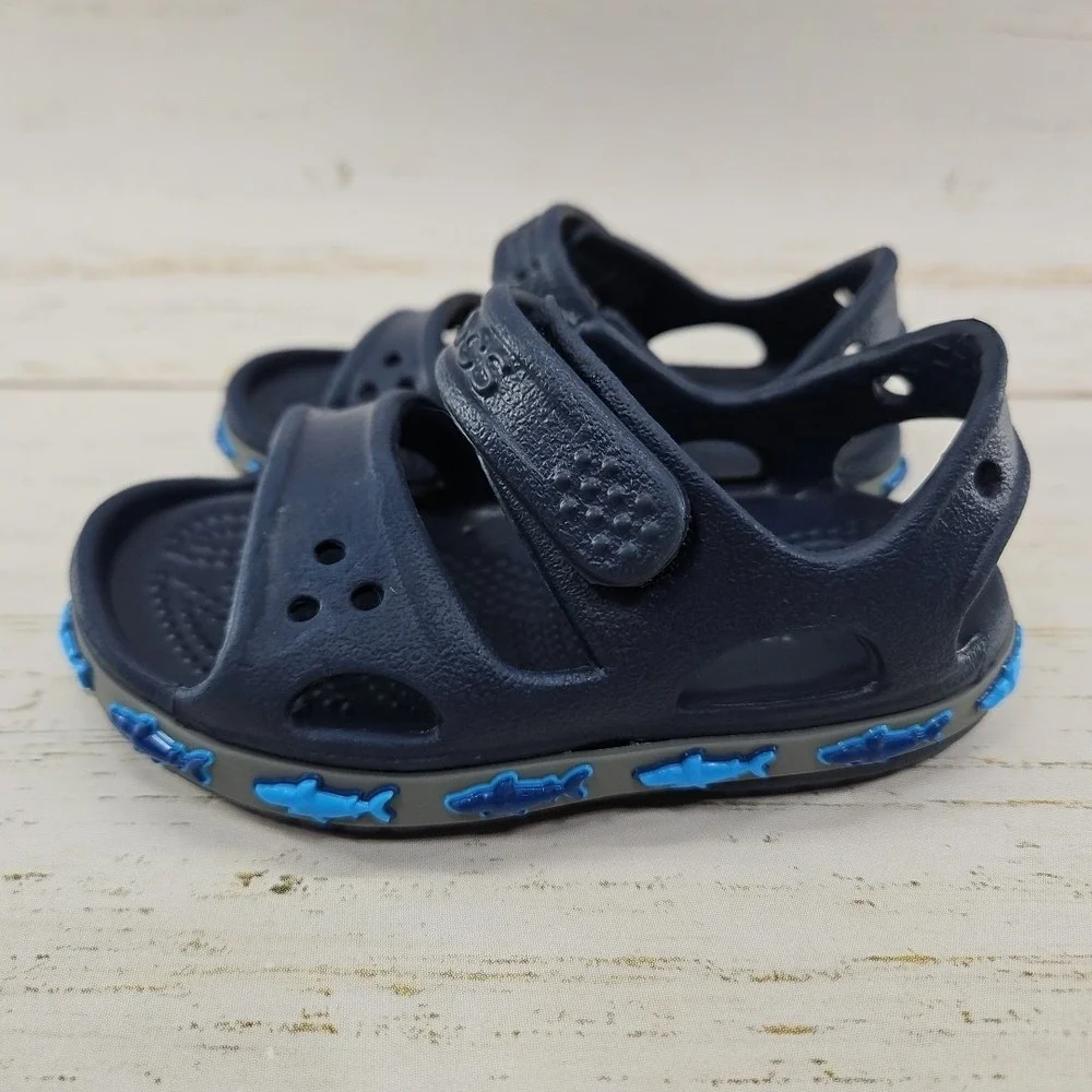 Crocs Blue Shark Sandals Size C5 Waterproof Adjustable Comfort‎ Sandals 206365